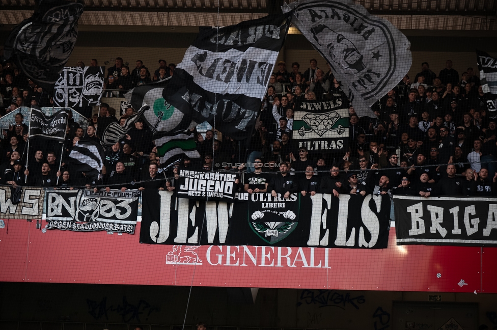 Austria Wien - Sturm Graz
Oesterreichische Fussball Bundesliga, 23. Runde, FK Austria Wien - SK Sturm Graz, Franz Horr Stadion Wien, 15.03.2026.

Foto zeigt Fans von Sturm
Schlüsselwörter: jewels