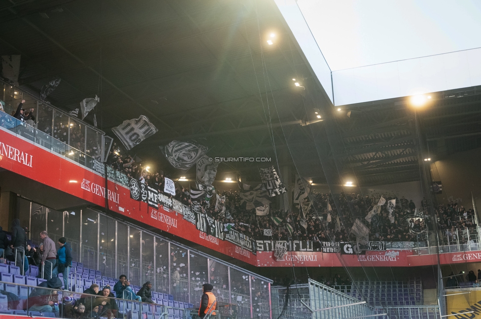 Austria Wien - Sturm Graz
Oesterreichische Fussball Bundesliga, 23. Runde, FK Austria Wien - SK Sturm Graz, Franz Horr Stadion Wien, 15.03.2026.

Foto zeigt Fans von Sturm
