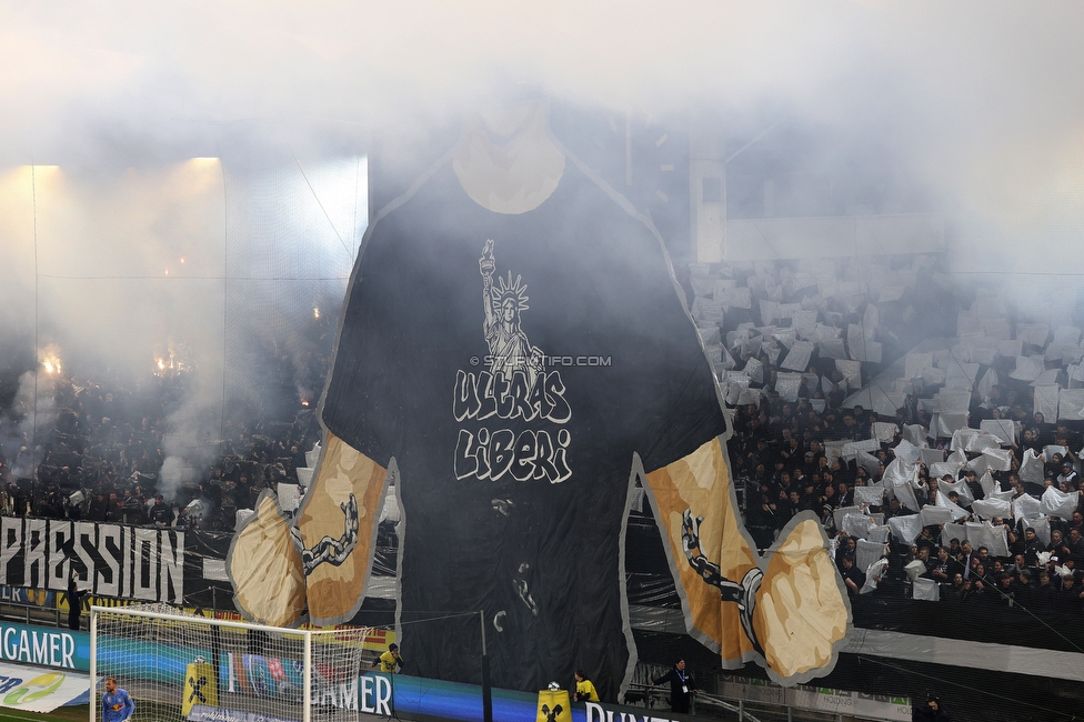 Sturm Graz - RB Salzburg
Oesterreichische Fussball Bundesliga, 24. Runde, SK Sturm Graz - FC RB Salzburg, Stadion Graz-Liebenau, 20.03.2026. Foto zeigt Fans von Sturm mit einer Choreografie
Schlüsselwörter: pyrotechnik