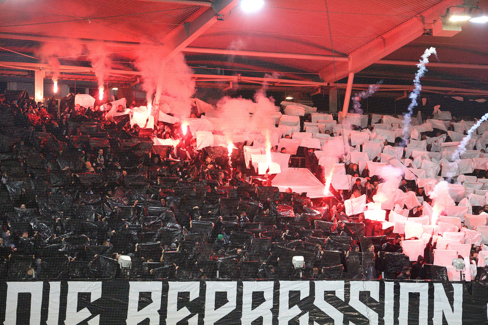 Sturm Graz - RB Salzburg
Oesterreichische Fussball Bundesliga, 24. Runde, SK Sturm Graz - FC RB Salzburg, Stadion Graz-Liebenau, 20.03.2026. Foto zeigt Fans von Sturm mit einer Choreografie
Schlüsselwörter: pyrotechnik