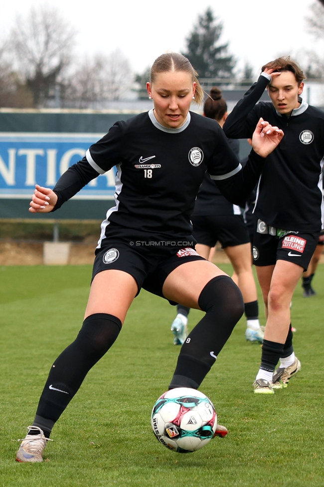 Sturm Damen - BW Linz
OEFB Frauen Bundesliga, 17. Runde, SK Sturm Graz Damen - BW Linz, Trainingszentrum Messendorf, 21.03.2026. Foto zeigt Anna Wirnsberger (Sturm Damen)
