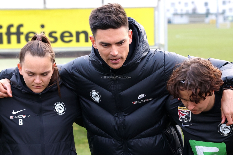 Sturm Damen - BW Linz
OEFB Frauen Bundesliga, 17. Runde, SK Sturm Graz Damen - BW Linz, Trainingszentrum Messendorf, 21.03.2026. Foto zeigt Tode Djakovic (Cheftrainer Sturm Damen)

