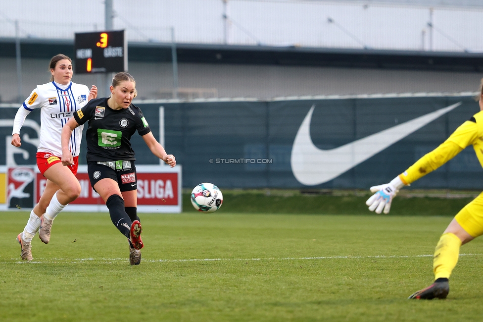 Sturm Damen - BW Linz
OEFB Frauen Bundesliga, 17. Runde, SK Sturm Graz Damen - BW Linz, Trainingszentrum Messendorf, 21.03.2026. Foto zeigt Anna Wirnsberger (Sturm Damen)
