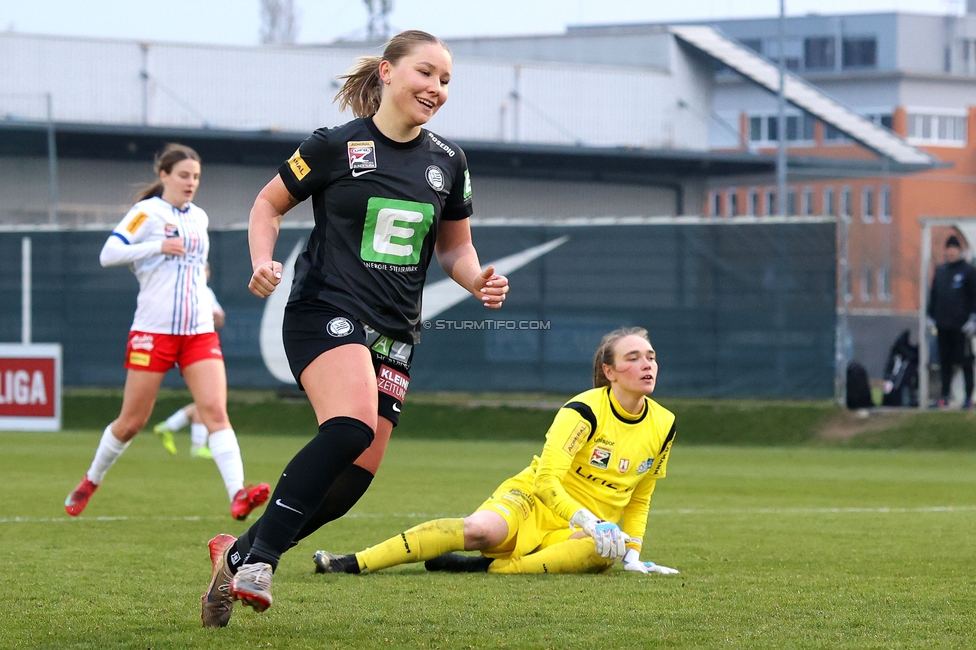 Sturm Damen - BW Linz
OEFB Frauen Bundesliga, 17. Runde, SK Sturm Graz Damen - BW Linz, Trainingszentrum Messendorf, 21.03.2026. Foto zeigt Anna Wirnsberger (Sturm Damen)
