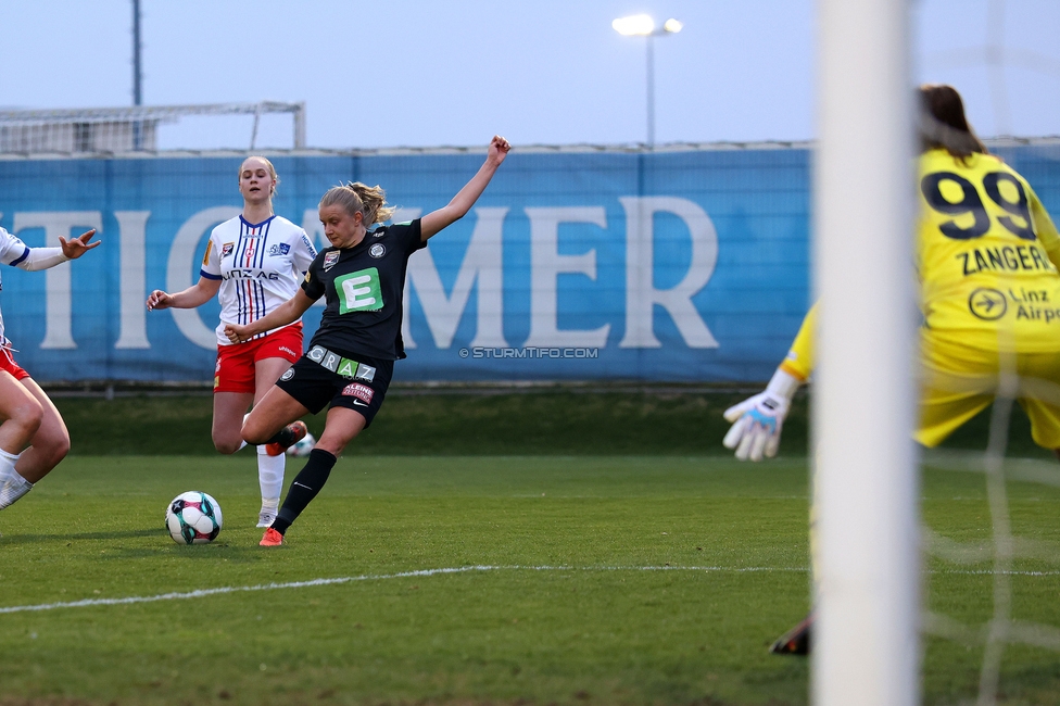 Sturm Damen - BW Linz
OEFB Frauen Bundesliga, 17. Runde, SK Sturm Graz Damen - BW Linz, Trainingszentrum Messendorf, 21.03.2026. Foto zeigt Sandra Jakobsen (Sturm Damen)
