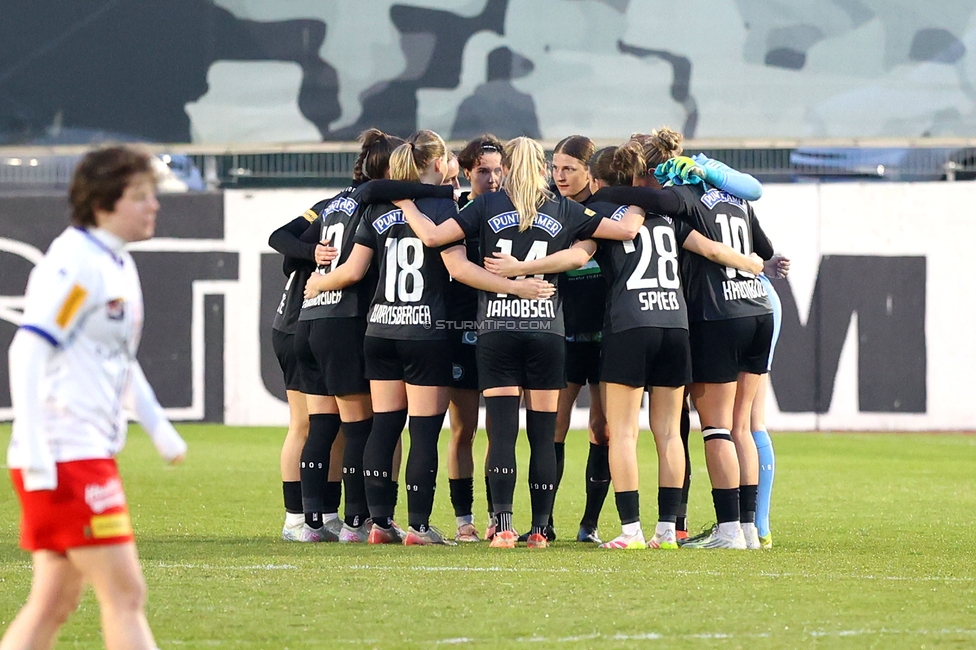 Sturm Damen - BW Linz
OEFB Frauen Bundesliga, 17. Runde, SK Sturm Graz Damen - BW Linz, Trainingszentrum Messendorf, 21.03.2026. Foto zeigt die Mannschaft der Sturm Damen
