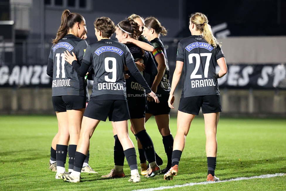 Sturm Damen - BW Linz
OEFB Frauen Bundesliga, 17. Runde, SK Sturm Graz Damen - BW Linz, Trainingszentrum Messendorf, 21.03.2026. Foto zeigt die Mannschaft der Sturm Damen
