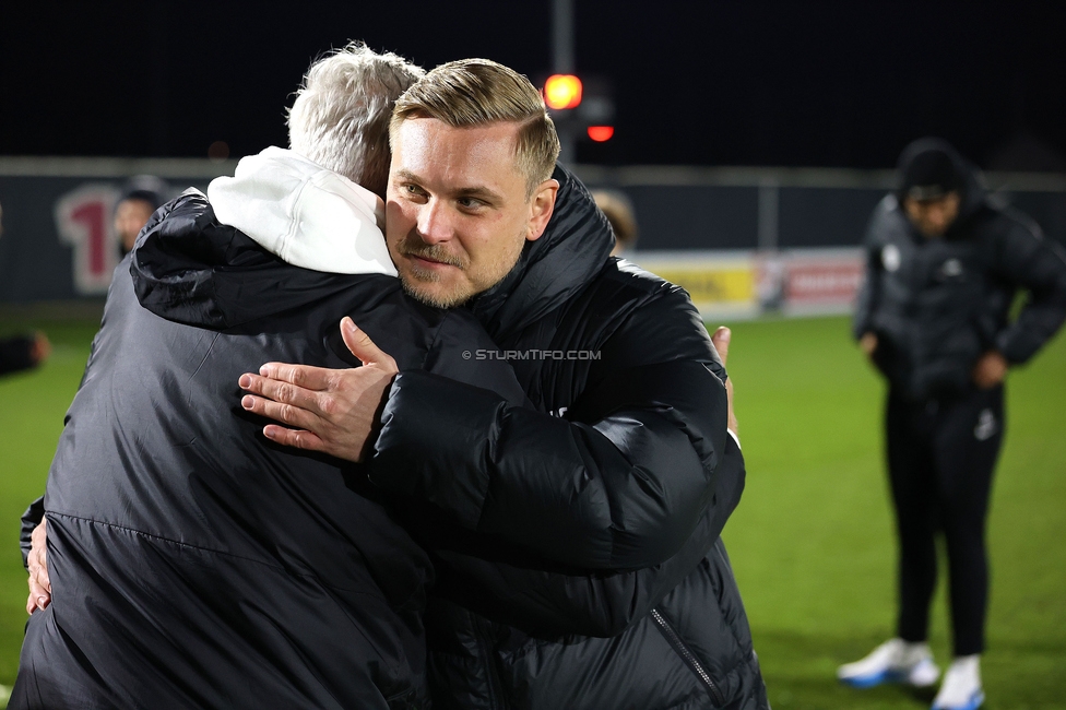 Sturm Damen - BW Linz
OEFB Frauen Bundesliga, 17. Runde, SK Sturm Graz Damen - BW Linz, Trainingszentrum Messendorf, 21.03.2026. Foto zeigt Helmut Degen (Organisatorischer Leiter Sturm Damen) und Michael Erlitz (Sportdirektor Sturm Damen)
