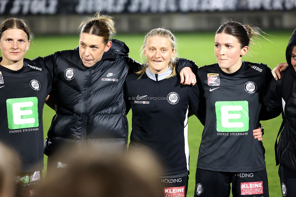 Sturm Damen - BW Linz
OEFB Frauen Bundesliga, 17. Runde, SK Sturm Graz Damen - BW Linz, Trainingszentrum Messendorf, 21.03.2026. Foto zeigt Sophie Maierhofer (Sturm Damen), Laura Krumboeck (Sturm Damen), Sandra Jakobsen (Sturm Damen) und Marie Spiess (Sturm Damen)
