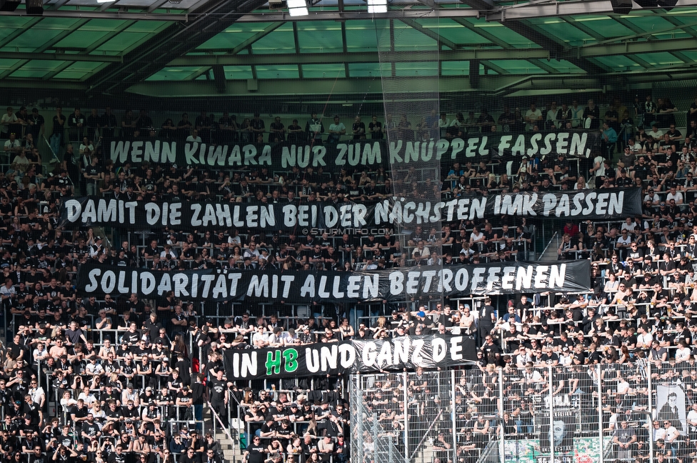 Rapid Wien - Sturm Graz
Oesterreichische Fussball Bundesliga, 25. Runde, SK Rapid Wien - SK Sturm Graz, Franz Horr Stadion Wien, 05.04.2026.Foto zeigt Fans von Sturm mit einem Spruchband
Schlüsselwörter: repression