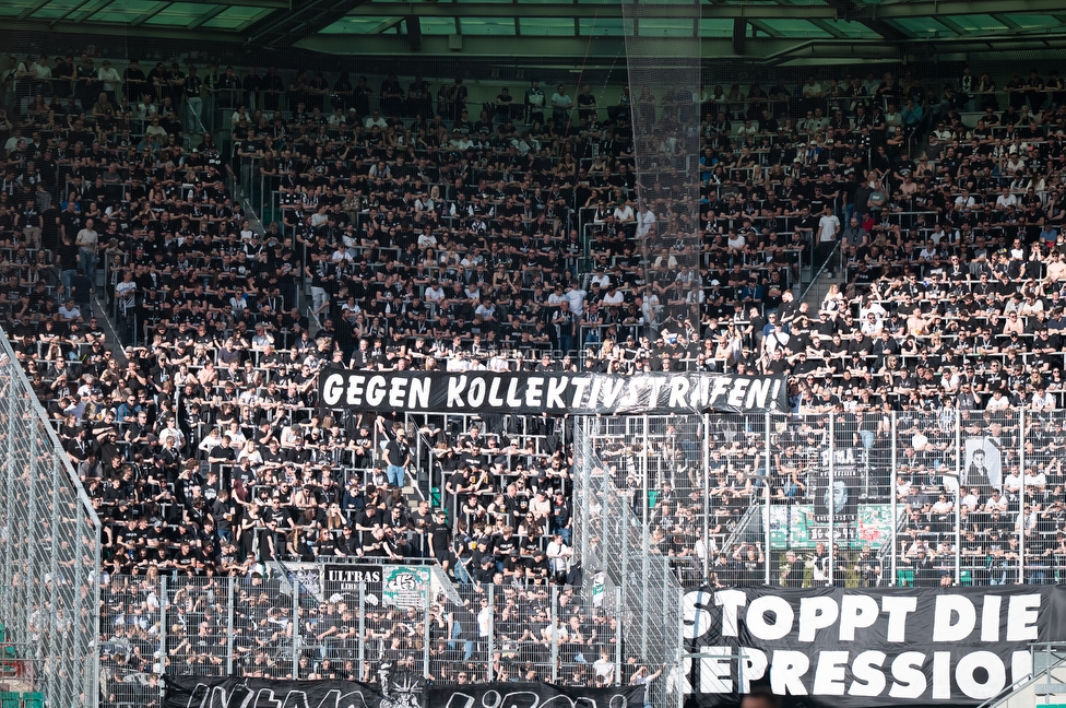 Rapid Wien - Sturm Graz
Oesterreichische Fussball Bundesliga, 25. Runde, SK Rapid Wien - SK Sturm Graz, Franz Horr Stadion Wien, 05.04.2026.Foto zeigt Fans von Sturm mit einem Spruchband
Schlüsselwörter: repression