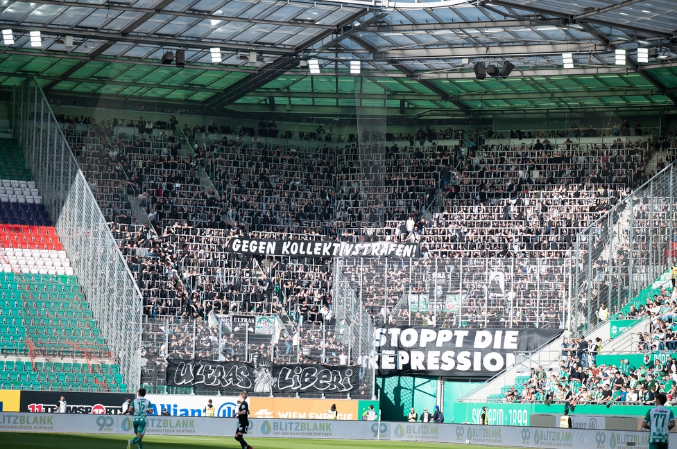 Rapid Wien - Sturm Graz
Oesterreichische Fussball Bundesliga, 25. Runde, SK Rapid Wien - SK Sturm Graz, Franz Horr Stadion Wien, 05.04.2026.Foto zeigt Fans von Sturm mit einem Spruchband
Schlüsselwörter: repression