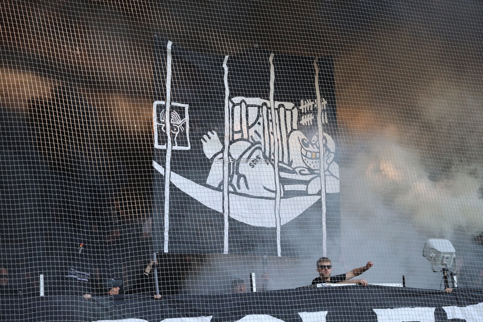 Sturm Graz - Austria Wien
Oesterreichische Fussball Bundesliga, 29. Runde, SK Sturm Graz - FK Austria Wien, Stadion Graz-Liebenau, 26.04.2026. 

Foto zeigt Fans von Sturm mit einer Choreografie
Schlüsselwörter: bastion jewels repression