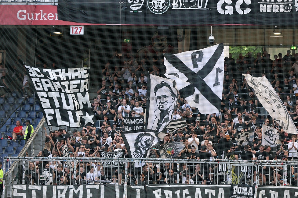 RB Salzburg - Sturm Graz
Oesterreichische Fussball Bundesliga, 30. Runde, FC RB Salzburg - SK Sturm Graz, Stadion Wals-Siezenheim, 03.05.2026.

Foto zeigt Fans von Sturm
Schlüsselwörter: sturmflut brigata