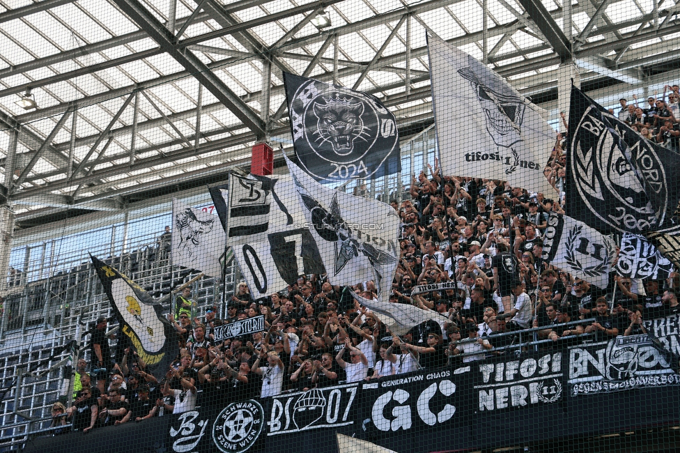 RB Salzburg - Sturm Graz
Oesterreichische Fussball Bundesliga, 30. Runde, FC RB Salzburg - SK Sturm Graz, Stadion Wals-Siezenheim, 03.05.2026.

Foto zeigt Fans von Sturm
