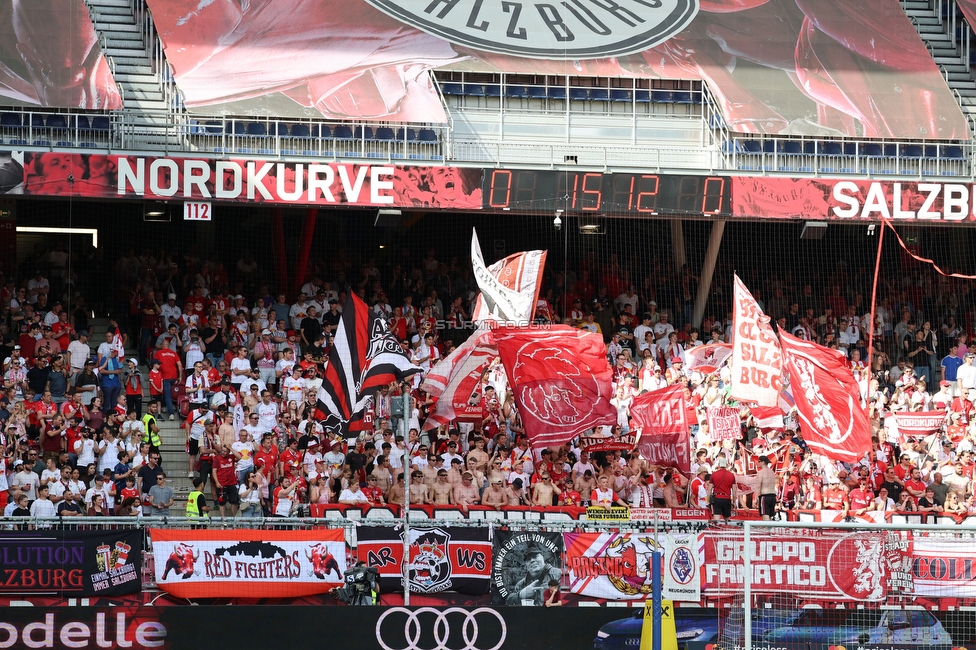 RB Salzburg - Sturm Graz
Oesterreichische Fussball Bundesliga, 30. Runde, FC RB Salzburg - SK Sturm Graz, Stadion Wals-Siezenheim, 03.05.2026.

Foto zeigt Fans von von RB Salzburg
