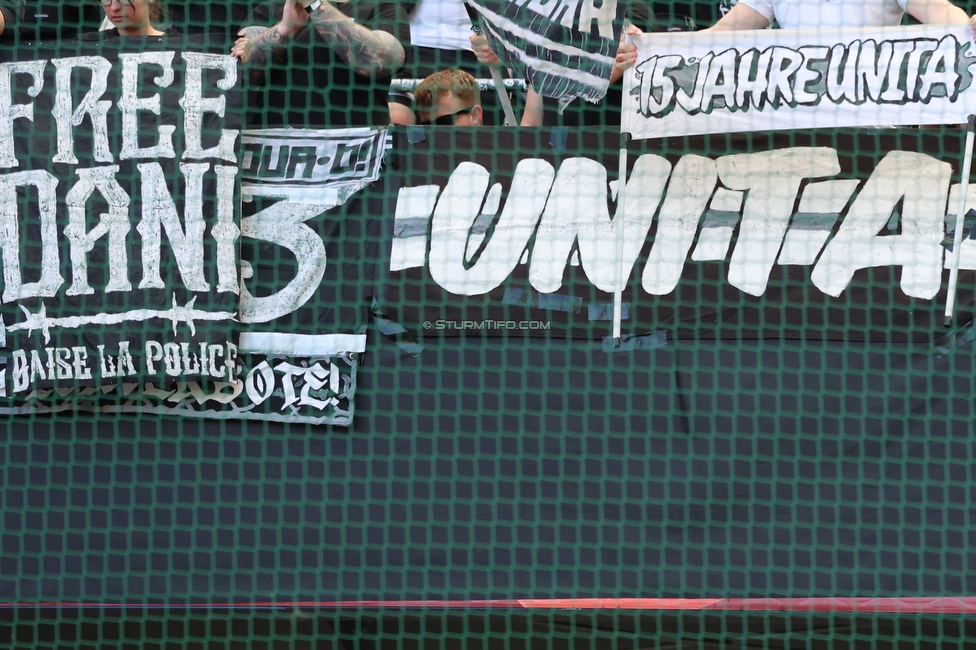 RB Salzburg - Sturm Graz
Oesterreichische Fussball Bundesliga, 30. Runde, FC RB Salzburg - SK Sturm Graz, Stadion Wals-Siezenheim, 03.05.2026.

Foto zeigt Fans von Sturm
Schlüsselwörter: unita bastion