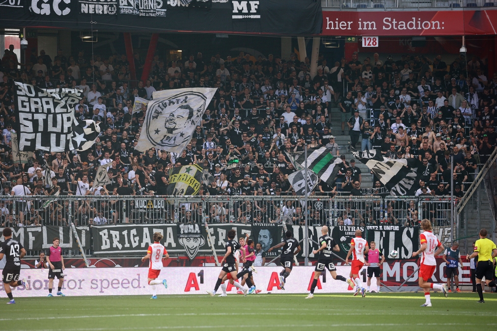 RB Salzburg - Sturm Graz
Oesterreichische Fussball Bundesliga, 30. Runde, FC RB Salzburg - SK Sturm Graz, Stadion Wals-Siezenheim, 03.05.2026.

Foto zeigt Fans von Sturm
