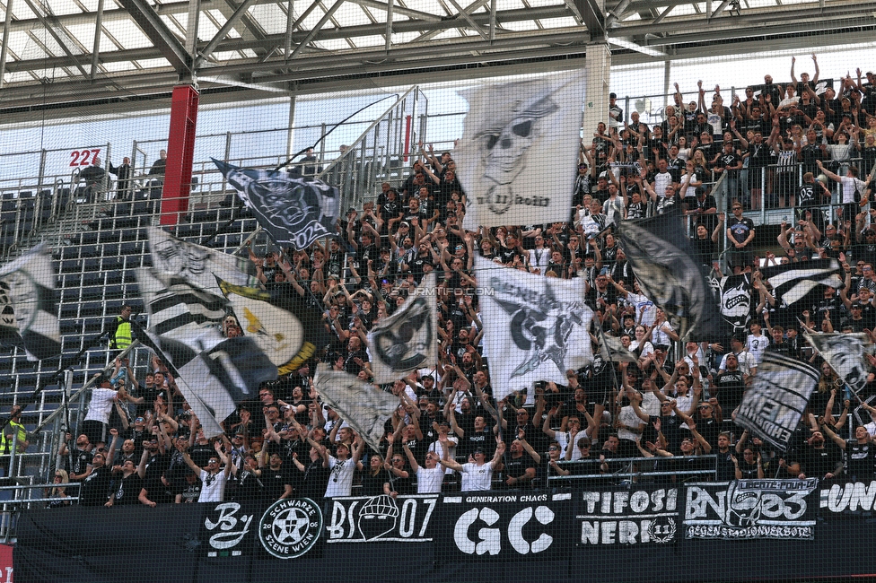 RB Salzburg - Sturm Graz
Oesterreichische Fussball Bundesliga, 30. Runde, FC RB Salzburg - SK Sturm Graz, Stadion Wals-Siezenheim, 03.05.2026.

Foto zeigt Fans von Sturm
Schlüsselwörter: blackstorm generationchaos tifosi bastion