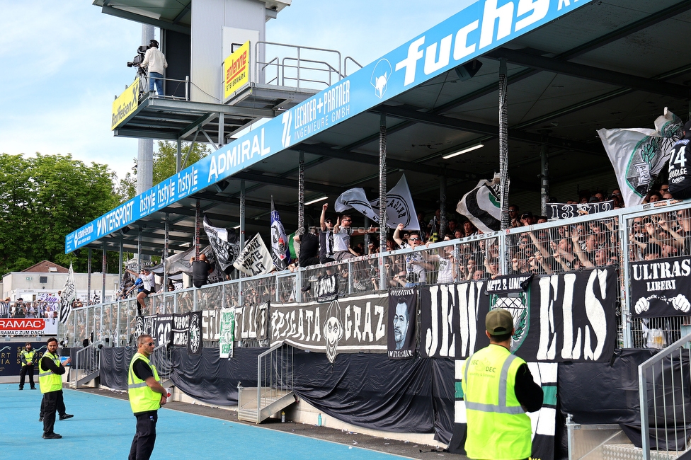 Hartberg - Sturm Graz
Oesterreichische Fussball Bundesliga, 31. Runde, TSV Hartberg - SK Sturm Graz, Profertil Arena Hartberg, 10.05.2026. Foto zeigt Fans von Sturm
