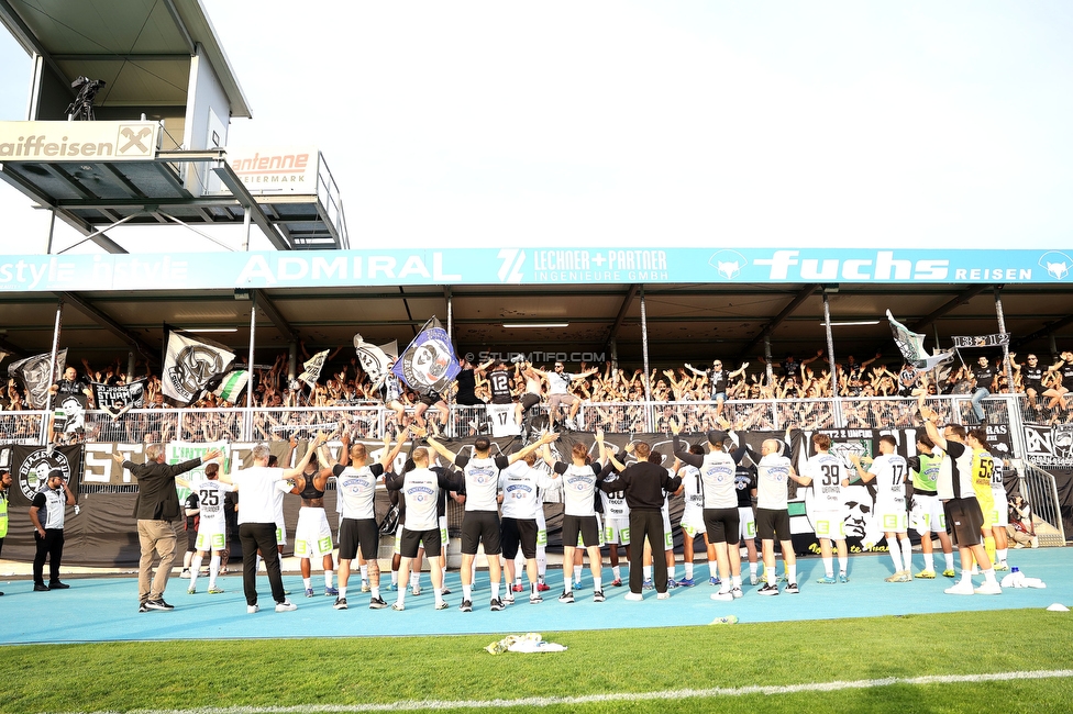 Hartberg - Sturm Graz
Oesterreichische Fussball Bundesliga, 31. Runde, TSV Hartberg - SK Sturm Graz, Profertil Arena Hartberg, 10.05.2026. Foto zeigt Fans von Sturm
