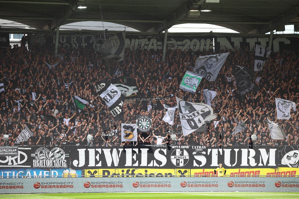Sturm Graz - Rapid Wien
Oesterreichische Fussball Bundesliga, 32. Runde, SK Sturm Graz - SK Rapid Wien, Stadion Graz-Liebenau, 17.05.2026. Foto zeigt Fans von Sturm
