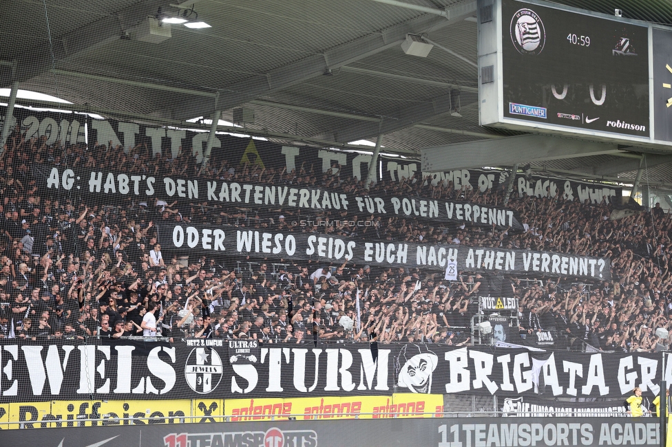 Sturm Graz - Rapid Wien
Oesterreichische Fussball Bundesliga, 32. Runde, SK Sturm Graz - SK Rapid Wien, Stadion Graz-Liebenau, 17.05.2026. Foto zeigt Fans von Sturm
