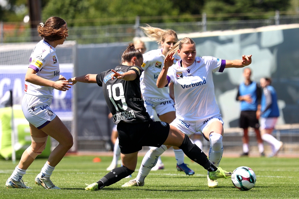 Sturm Damen - Austria Wien
OEFB Frauen Bundesliga, Meistergruppe - 4. Runde, SK Sturm Graz Damen - FK Austria Wien, Trainingszentrum Messendorf, 17.05.2026. Foto zeigt Stefanie Grossgasteiger (Sturm Damen)
