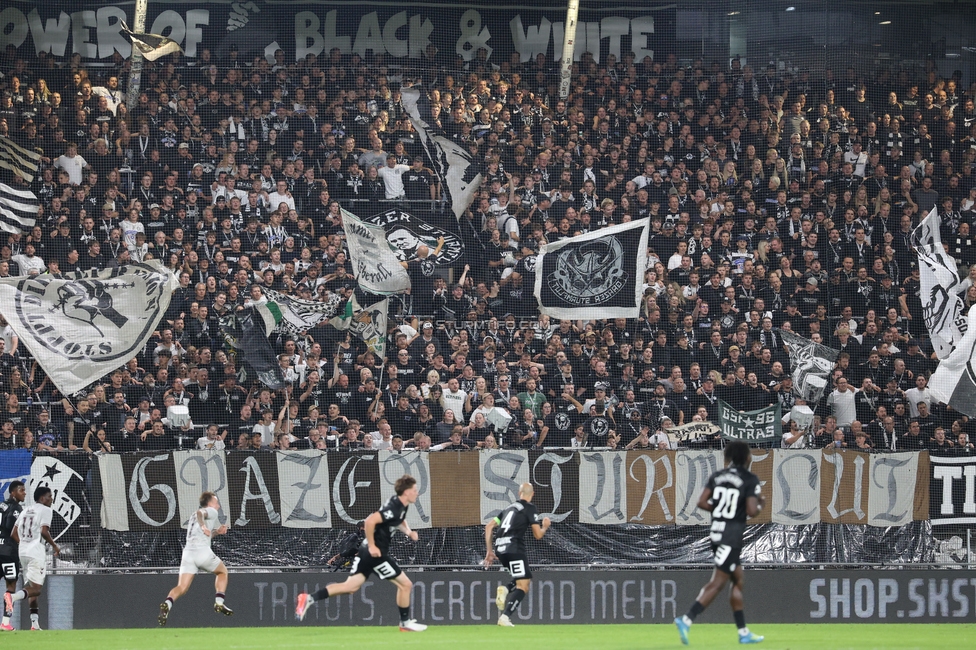 Sturm Graz - Heart of Midlothian
UEFA Champions League Qualifikation 2. Runde, SK Sturm Graz - Heart of Midlothian, Stadion Liebenau Graz, 21.07.2026. Foto zeigt Fans von Sturm
