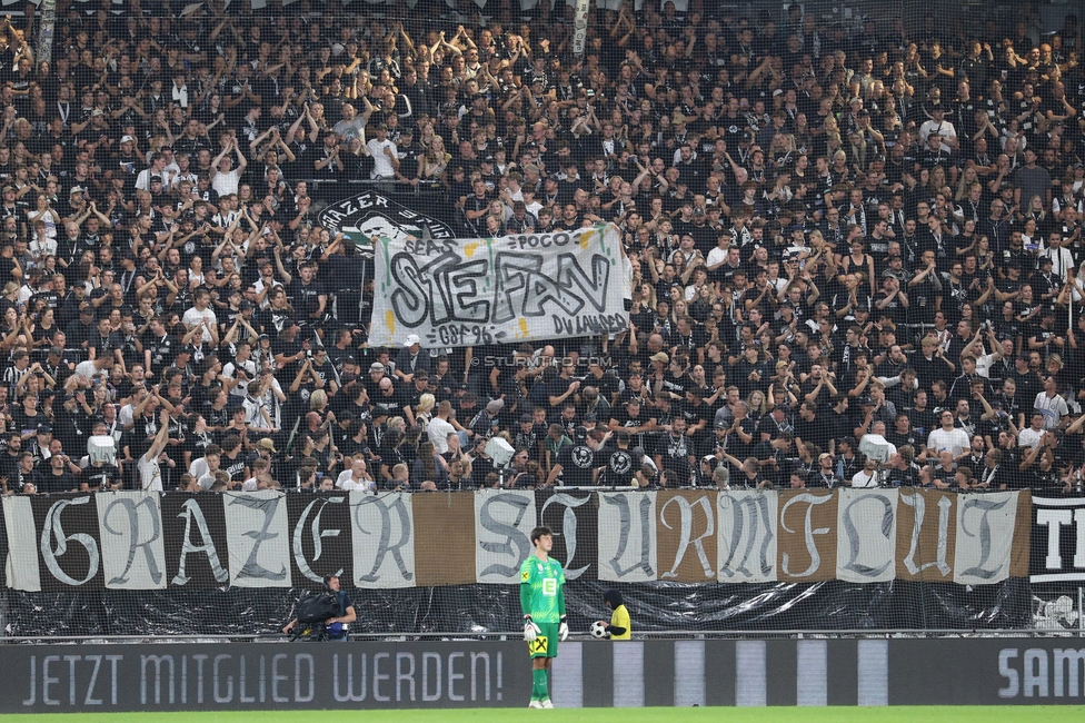 Sturm Graz - Heart of Midlothian
UEFA Champions League Qualifikation 2. Runde, SK Sturm Graz - Heart of Midlothian, Stadion Liebenau Graz, 21.07.2026. Foto zeigt Fans von Sturm mit einem Spruchband
