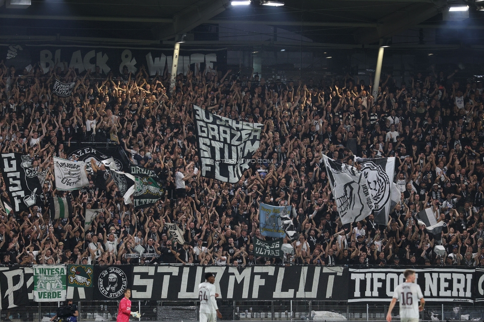 Sturm Graz - Heart of Midlothian
UEFA Champions League Qualifikation 2. Runde, SK Sturm Graz - Heart of Midlothian, Stadion Liebenau Graz, 21.07.2026. Foto zeigt Fans von Sturm
