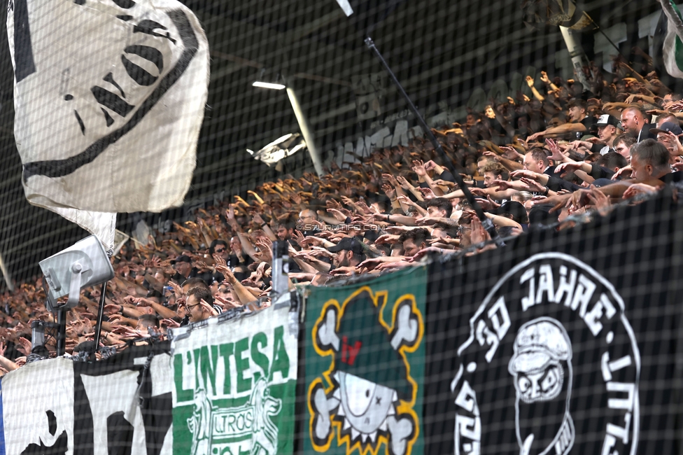 Sturm Graz - Heart of Midlothian
UEFA Champions League Qualifikation 2. Runde, SK Sturm Graz - Heart of Midlothian, Stadion Liebenau Graz, 21.07.2026. Foto zeigt Fans von Sturm
