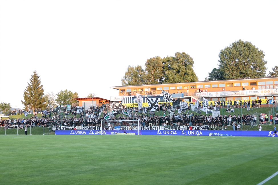 Seekirchen - Sturm Graz
OEFB Cup 1. Runde, SV Seekirchen - SK Sturm Graz, Sportzentrum Aug, Seekirchen am Wallersee, 24.07.2026. Foto zeigt Fans von Sturm
