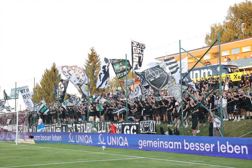 Seekirchen - Sturm Graz
OEFB Cup 1. Runde, SV Seekirchen - SK Sturm Graz, Sportzentrum Aug, Seekirchen am Wallersee, 24.07.2026. Foto zeigt Fans von Sturm
