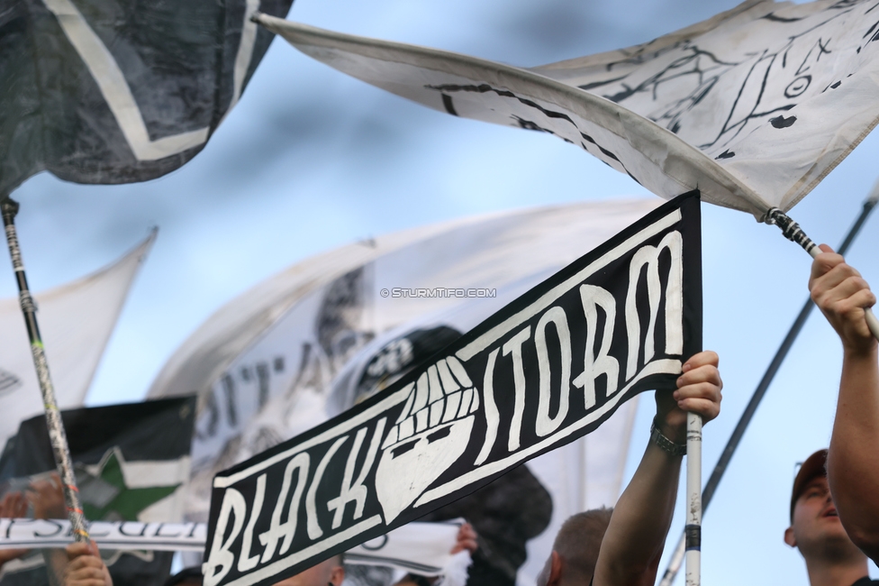 Seekirchen - Sturm Graz
OEFB Cup 1. Runde, SV Seekirchen - SK Sturm Graz, Sportzentrum Aug, Seekirchen am Wallersee, 24.07.2026. Foto zeigt Fans von Sturm
