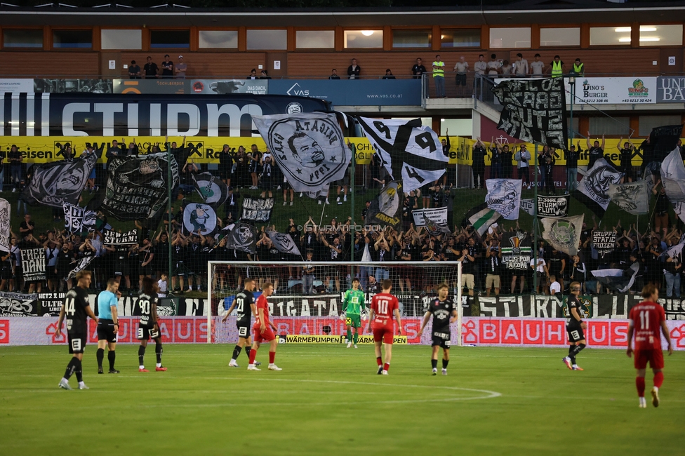 Seekirchen - Sturm Graz
OEFB Cup 1. Runde, SV Seekirchen - SK Sturm Graz, Sportzentrum Aug, Seekirchen am Wallersee, 24.07.2026. Foto zeigt Fans von Sturm
