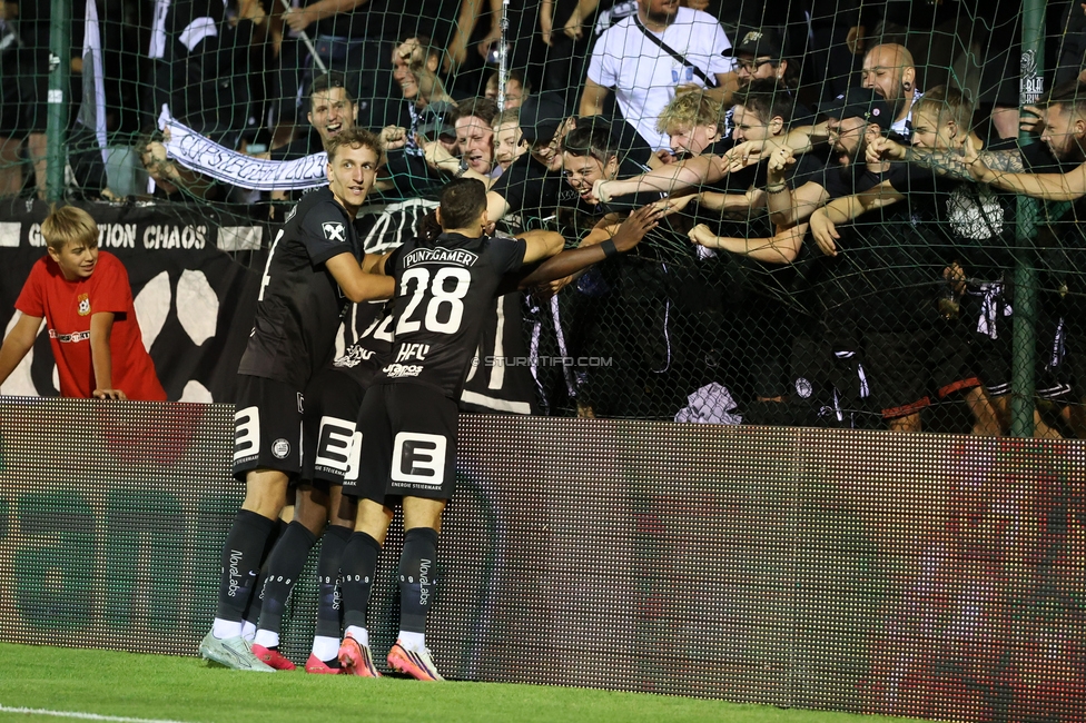 Seekirchen - Sturm Graz
OEFB Cup 1. Runde, SV Seekirchen - SK Sturm Graz, Sportzentrum Aug, Seekirchen am Wallersee, 24.07.2026. Foto zeigt Ryan Fosso (Sturm) und Juergen Heil (Sturm)

