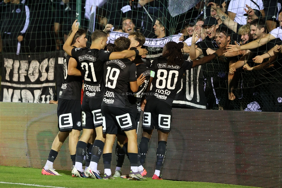 Seekirchen - Sturm Graz
OEFB Cup 1. Runde, SV Seekirchen - SK Sturm Graz, Sportzentrum Aug, Seekirchen am Wallersee, 24.07.2026. Foto zeigt die Mannschaft von Sturm
