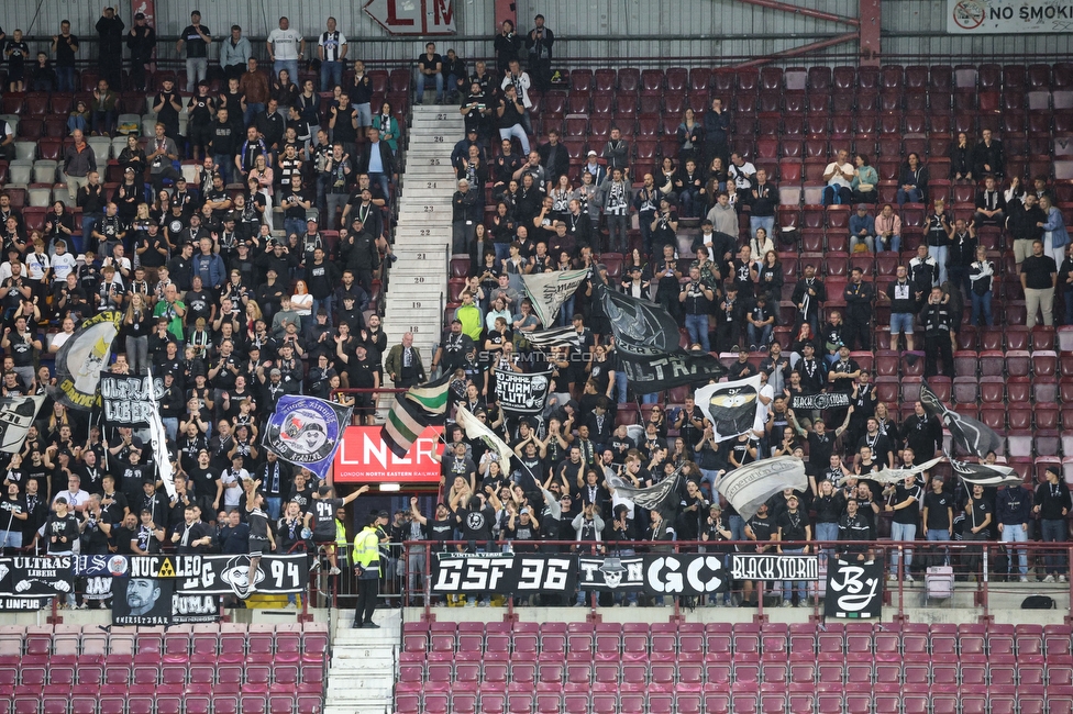 Heart of Midlothian - Sturm Graz
UEFA Champions League Qualifikation 2. Runde, Heart of Midlothian - SK Sturm Graz, Tynecastle Park Edinburgh, 28.07.2026. 

Foto zeigt Fans von Sturm
