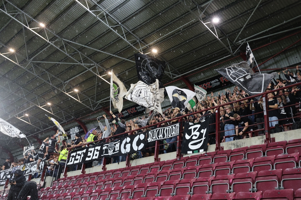 Heart of Midlothian - Sturm Graz
UEFA Champions League Qualifikation 2. Runde, Heart of Midlothian - SK Sturm Graz, Tynecastle Park Edinburgh, 28.07.2026. 

Foto zeigt Fans von Sturm
