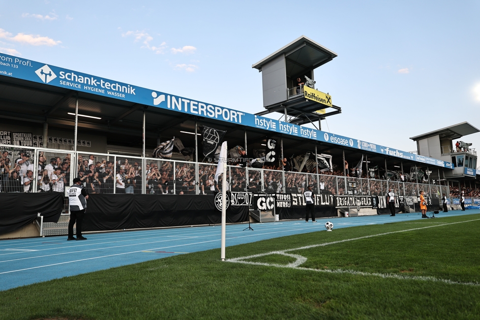 Hartberg - Sturm Graz
Oesterreichische Fussball Bundesliga, 2. Runde, TSV Hartberg - SK Sturm Graz, Arena Hartberg, 08.08.2026.

Foto zeigt Fans von Sturm
