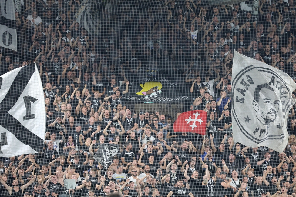 Sturm Graz - Fenerbahce
UEFA Champions League Qualifikation 3. Runde, SK Sturm Graz - Fenerbahce SK, Stadion Graz-Liebenau, 11.08.2026. 

Foto zeigt Fans von Sturm
