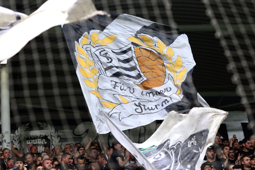 Sturm Graz - Fenerbahce
UEFA Champions League Qualifikation 3. Runde, SK Sturm Graz - Fenerbahce SK, Stadion Graz-Liebenau, 11.08.2026. 

Foto zeigt Fans von Sturm
