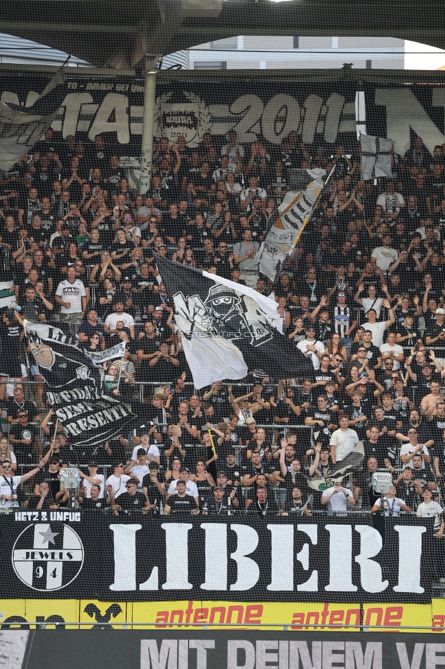 Sturm Graz - Altach
Oesterreichische Fussball Bundesliga, 3. Runde, SK Sturm Graz - SC Rheindorf Altach, Stadion Graz-Liebenau, 15.08.2026. 

Foto zeigt Fans von Sturm
Schlüsselwörter: jewels