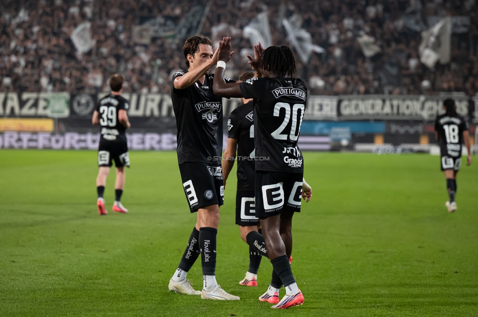 Sturm Graz - Altach
Oesterreichische Fussball Bundesliga, 3. Runde, SK Sturm Graz - SC Rheindorf Altach, Stadion Graz-Liebenau, 15.08.2026. 

Foto zeigt Fans von Sturm
