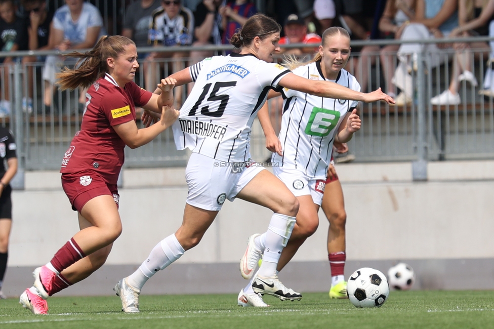 Sturm Frauen - Salzburg
OEFB Frauen Bundesliga, 3. Runde, SK Sturm Graz Frauen - FC Salzburg, Trainingszentrum Messendorf, 16.08.2026. Foto zeigt Sophie Maierhofer (Sturm Frauen) und Lena Breznik (Sturm Frauen)
