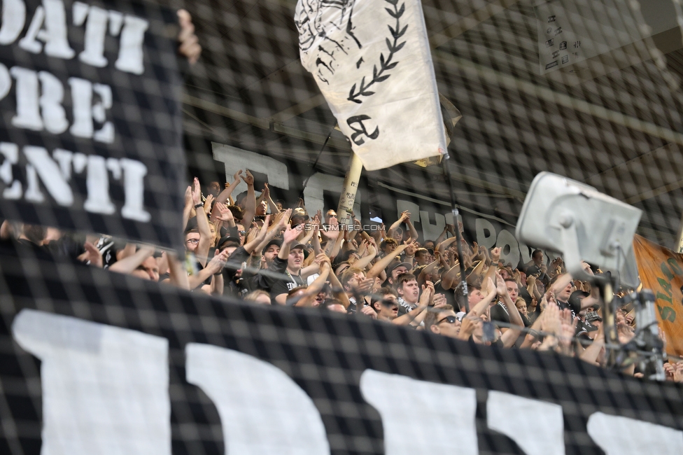 Sturm Graz - Lustenau
Oesterreichische Fussball Bundesliga, 4. Runde, SK Sturm Graz - SC Austria Lustenau, Stadion Graz-Liebenau, 22.08.2026. 

Foto zeigt Fans von Sturm
Schlüsselwörter: jewels