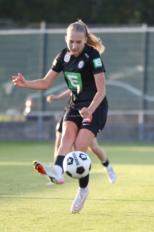 Sturm Frauen - Suedburgenland
OEFB Frauen Bundesliga, 5. Runde, SK Sturm Graz Frauen - SpG Suedburgenland TSV Hartberg, Trainingszentrum Messendorf, 29.08.2026. Foto zeigt Lena Breznik (Sturm Frauen)
