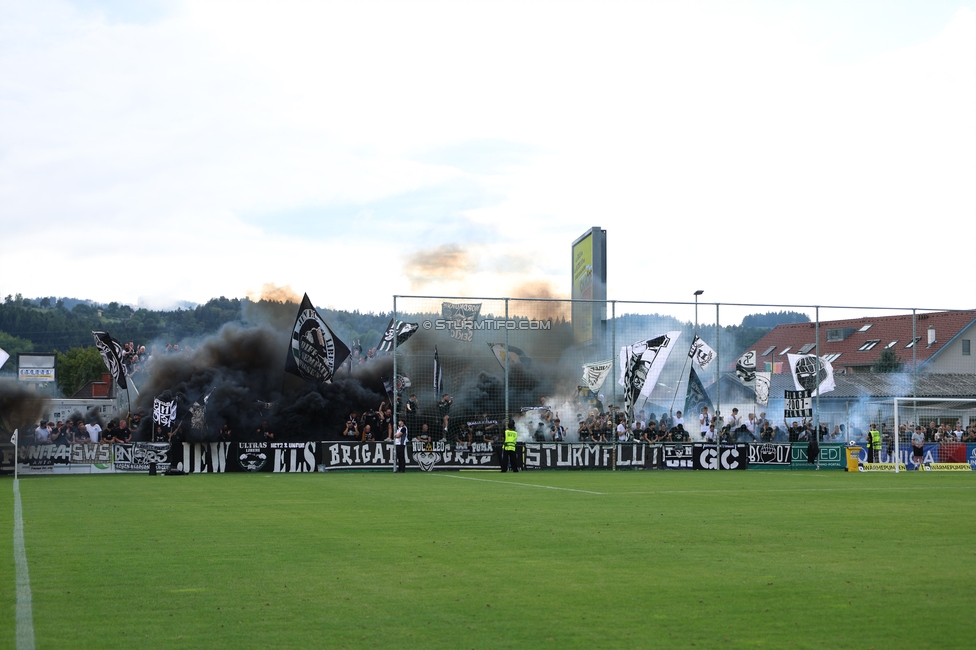 Voitsberg - Sturm Graz
OEFB Cup 2. Runde, TSV Voitsberg - SK Sturm Graz, Muenzer Bioindustrie Sportpark, Voitsberg, 05.09.2026. 

Foto zeigt Fans von Sturm
