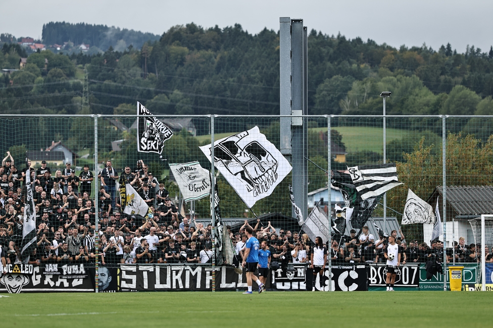 Voitsberg - Sturm Graz
OEFB Cup 2. Runde, TSV Voitsberg - SK Sturm Graz, Muenzer Bioindustrie Sportpark, Voitsberg, 05.09.2026. Foto zeigt Fans von Sturm
